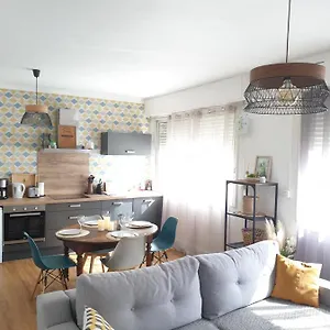 Mada Apartment
